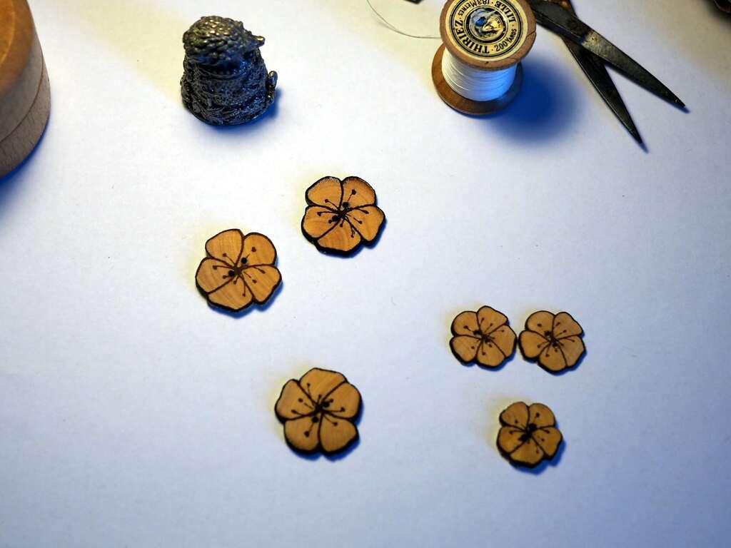Boutons en forme de fleur